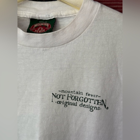 Vintage White Graphic T-Shirt Medium – Single Stitch - Picture 2 of 6